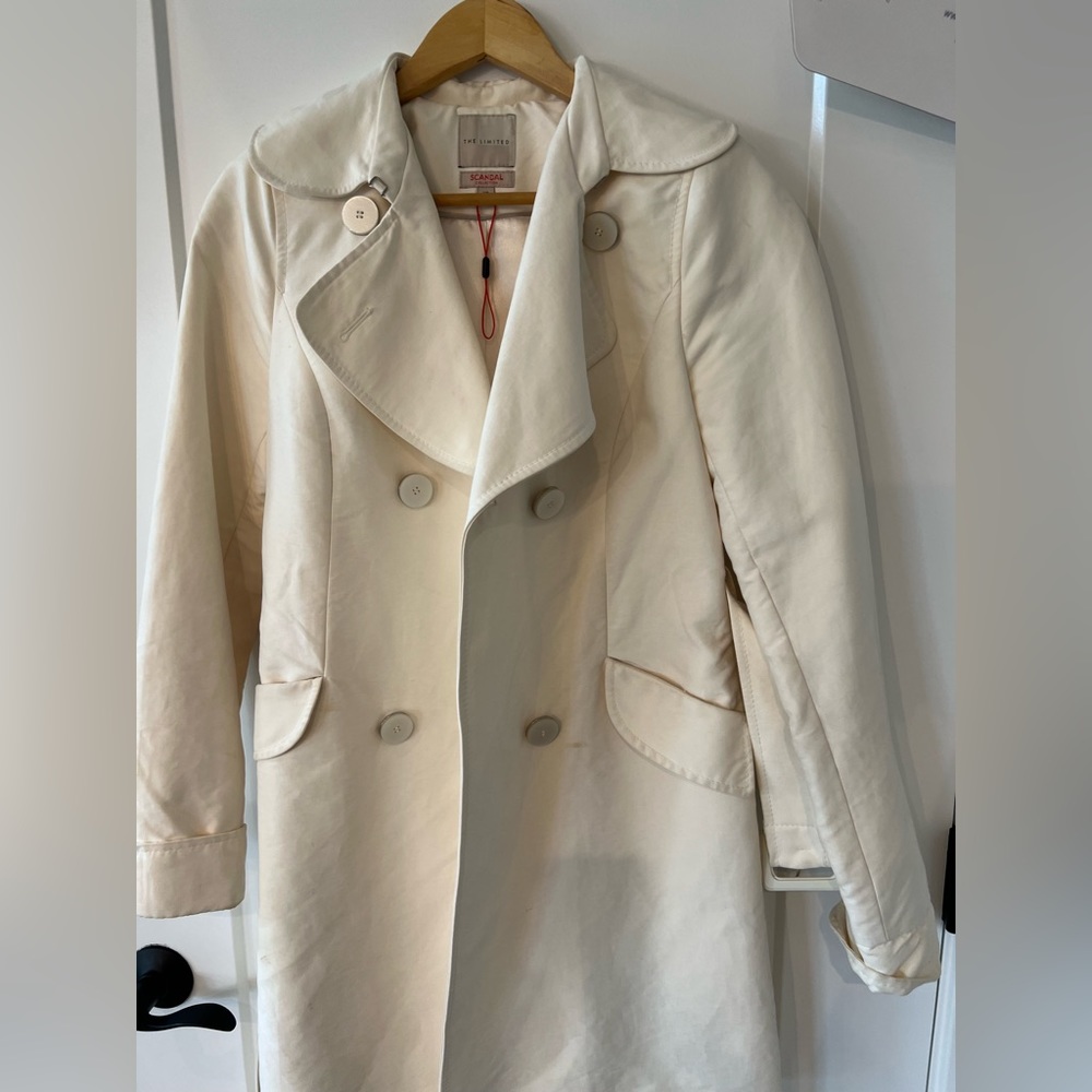 Women’s trench coat ivory - limited Scandal addition